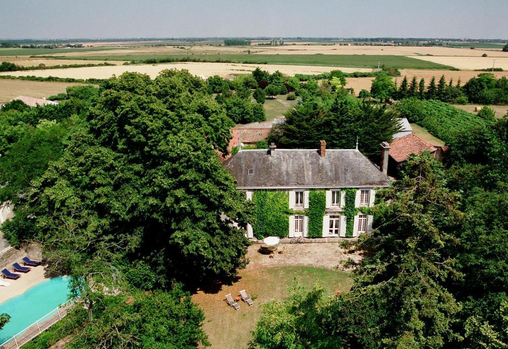 Chateau De L'Abbaye - Teritoria Moreilles エクステリア 写真