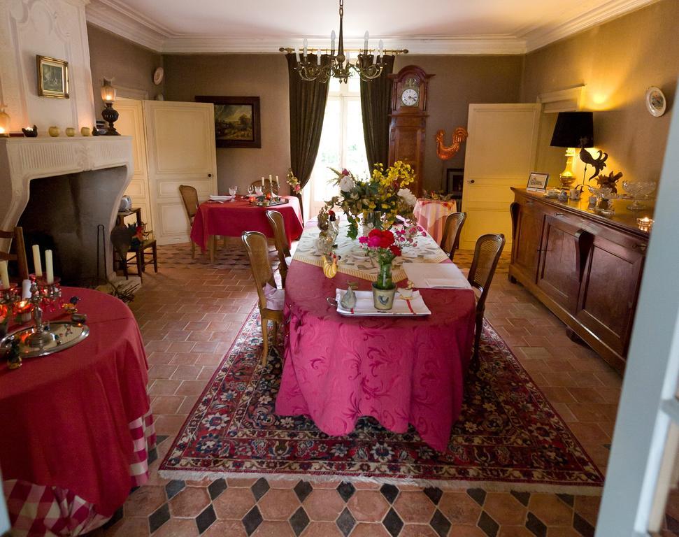 Chateau De L'Abbaye - Teritoria Moreilles エクステリア 写真